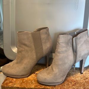 Taupe pl platform, Chelsea boots